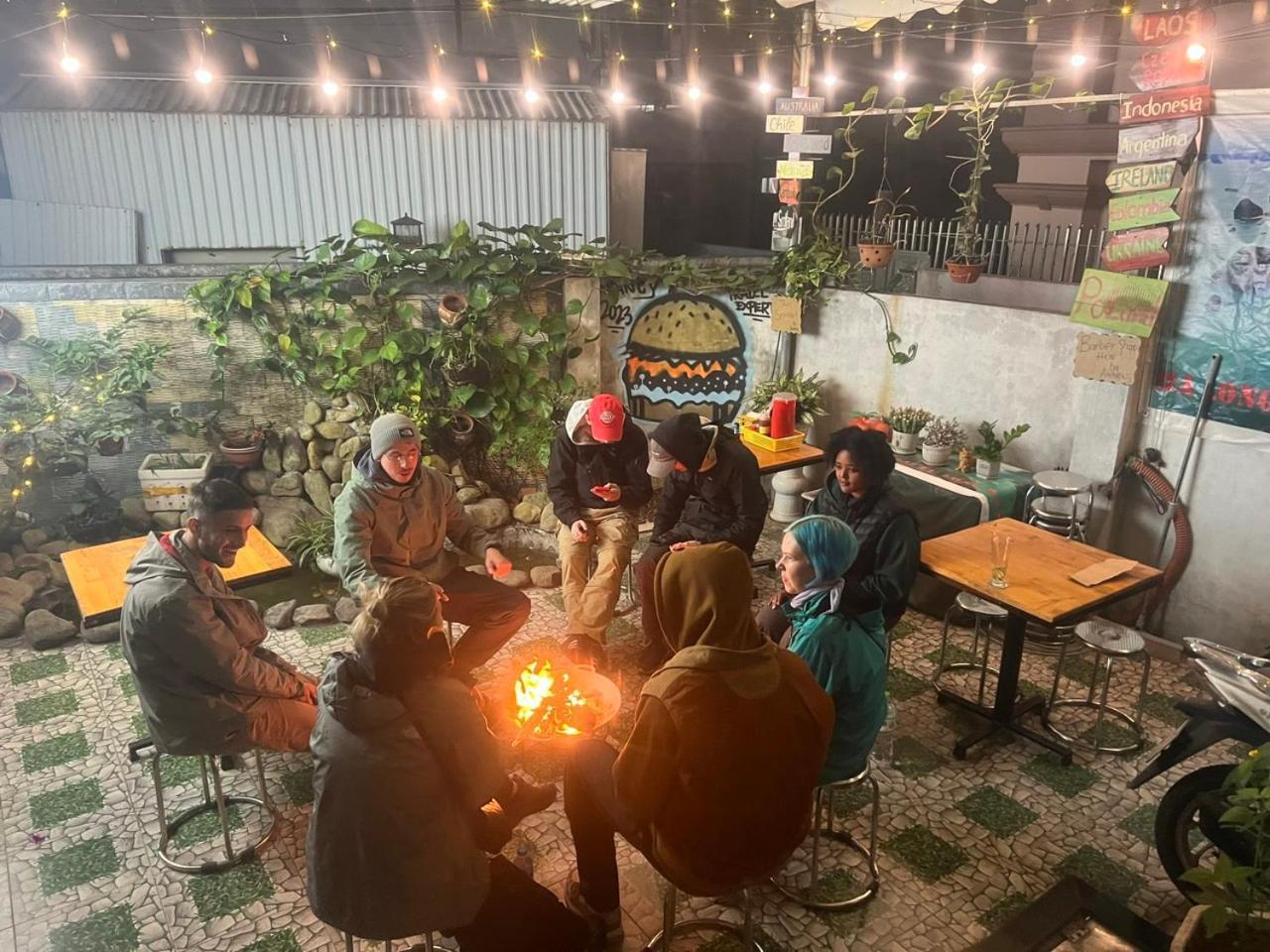 Ha Long Fancy Hostel With Vegetarian And Vegan Restaurant Exterior foto