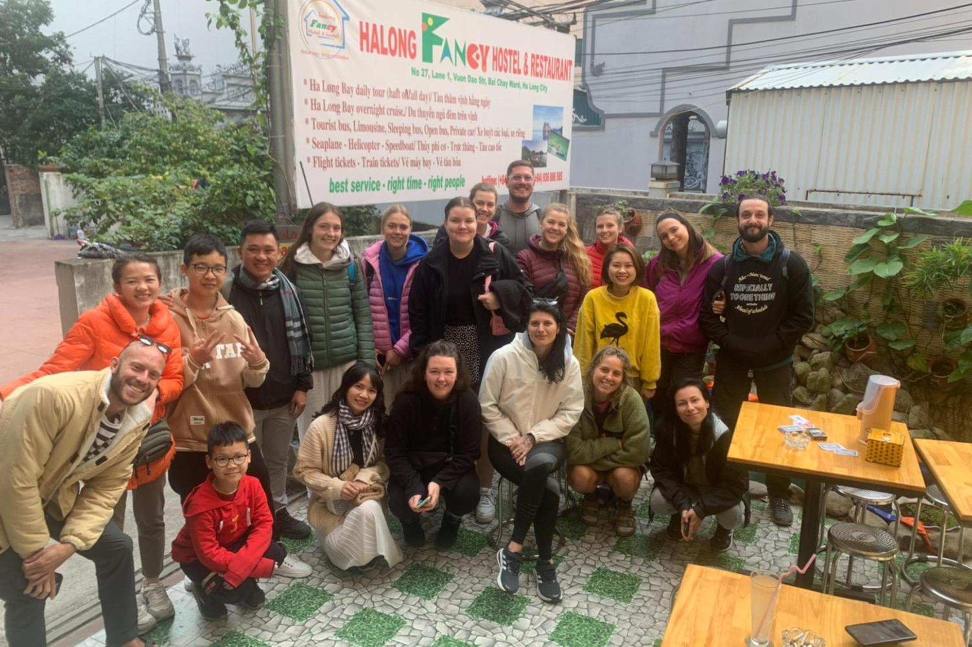 Ha Long Fancy Hostel With Vegetarian And Vegan Restaurant Exterior foto